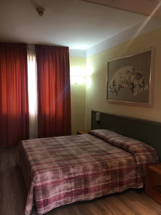 Hotel Alpi Del Mare