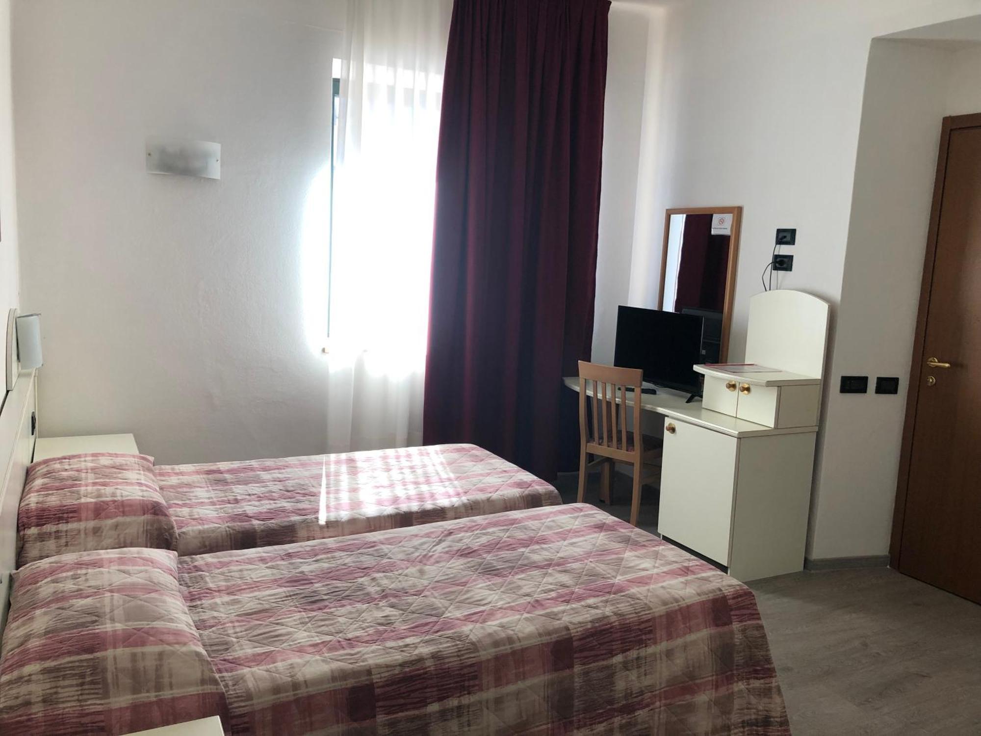 Alpi Del Mare 3* Mondovi